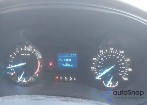 2018 Ford Fusion S z USA, uszkodzony, nr VIN 3FA6P0G73JR228039